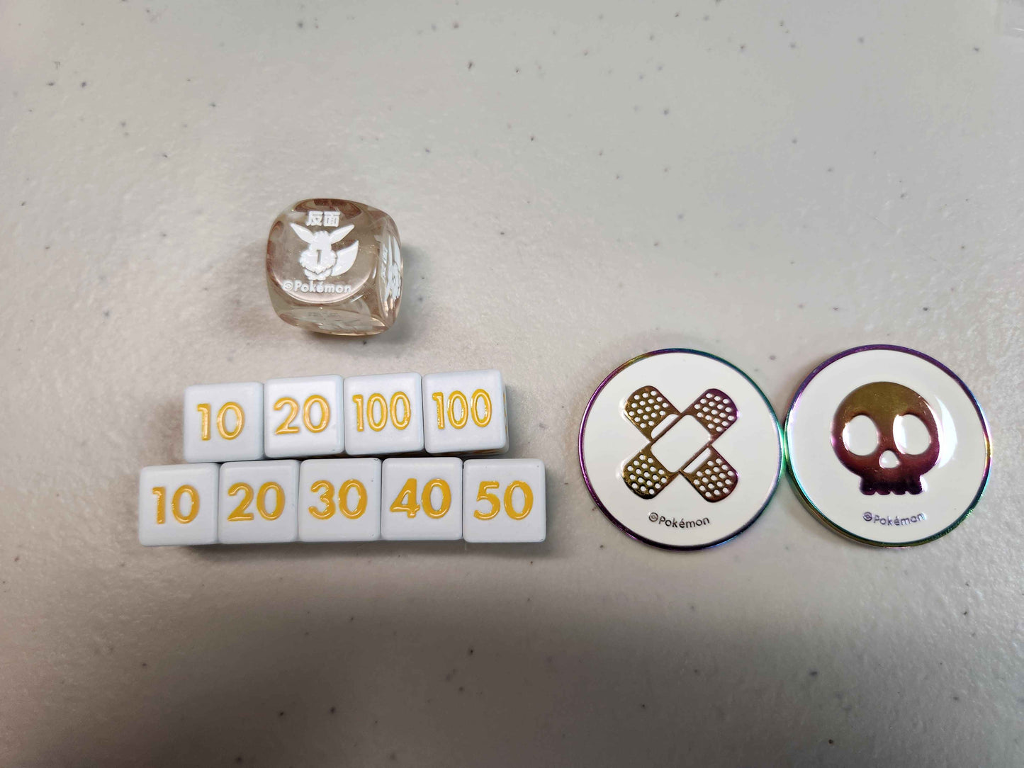 Pokemon Eeveelution Dice Set + Dice Box Official