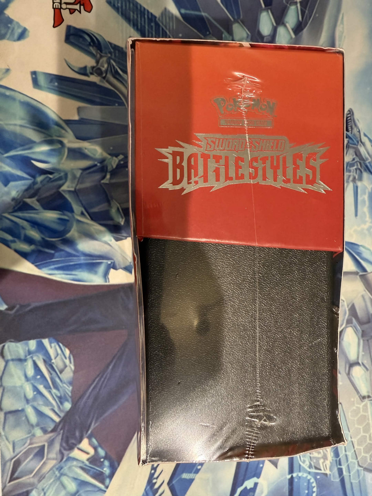 Battle Styles Elite Trainer Box (Single Strike Urshifu) (Small Tear) (Red) (W)