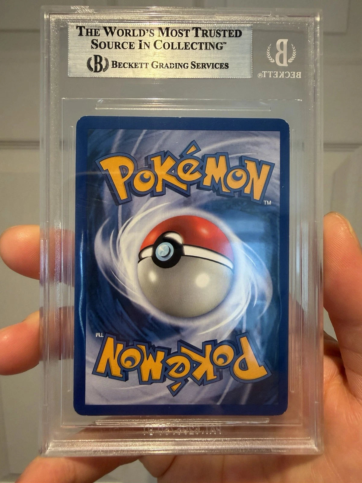Pokemon Shining Magikarp 1st Edition Neo Relevation BGS 7.5 NEAR MINT+