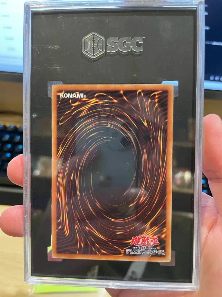 Yugioh - Blue-Eyes White Dragon 2018-JPP01 20th Secret Rare SGC 9.5