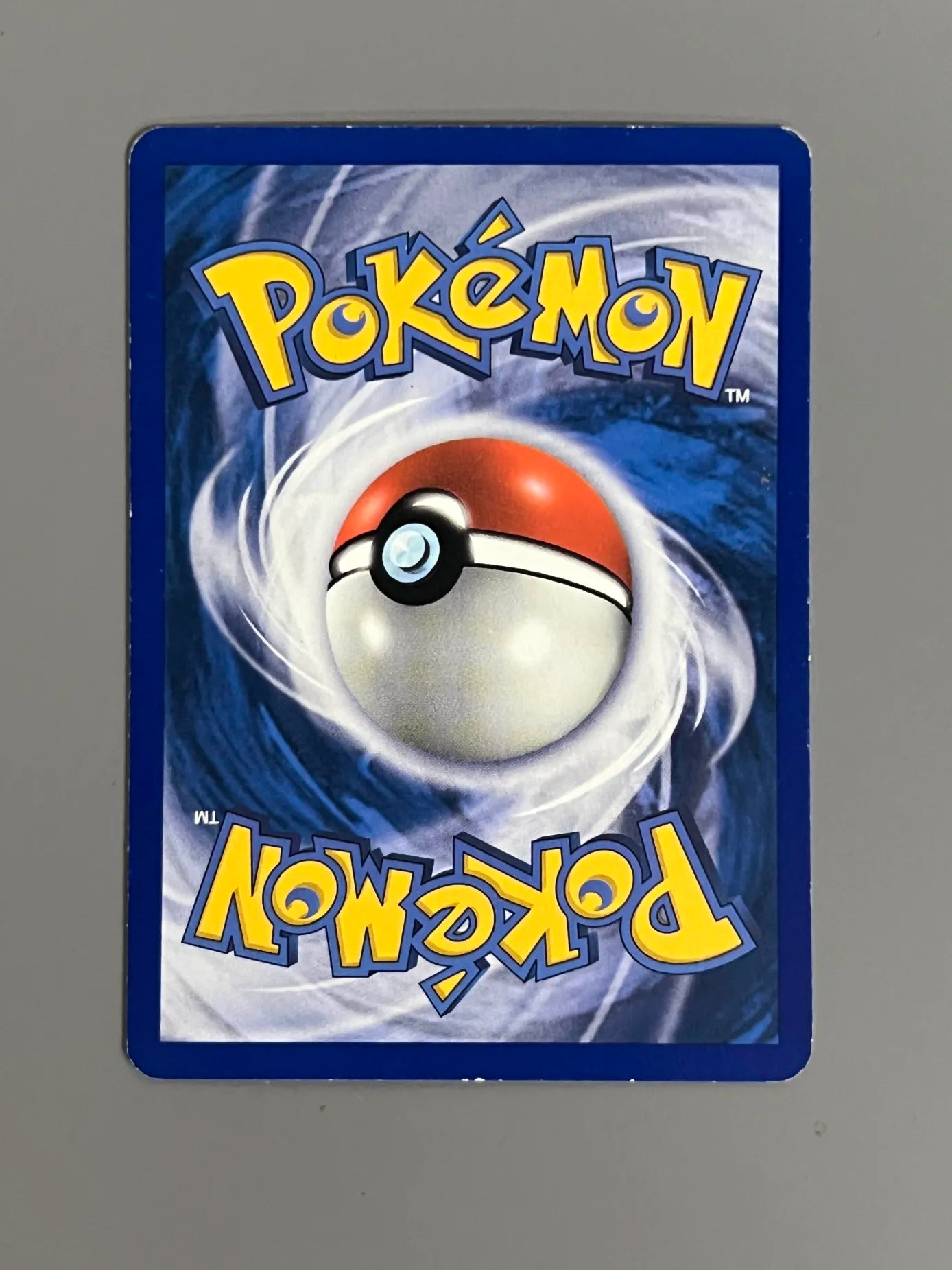 Ursaring 18/115 - Unseen Forces Reverse Holofoil LP FOIL LINE ERROR