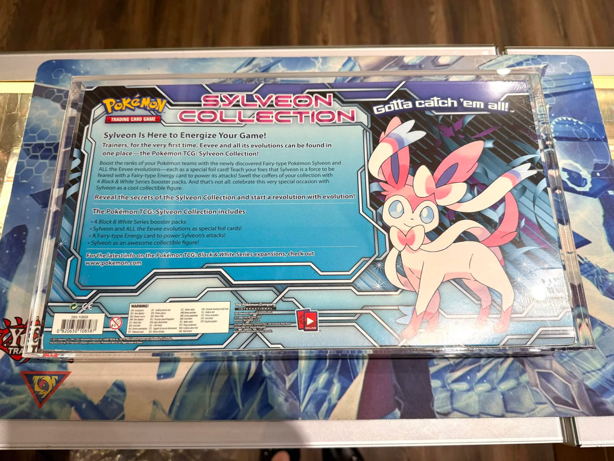 Pokemon Sylveon Collection Figure With Acrylic Case (Sealed)