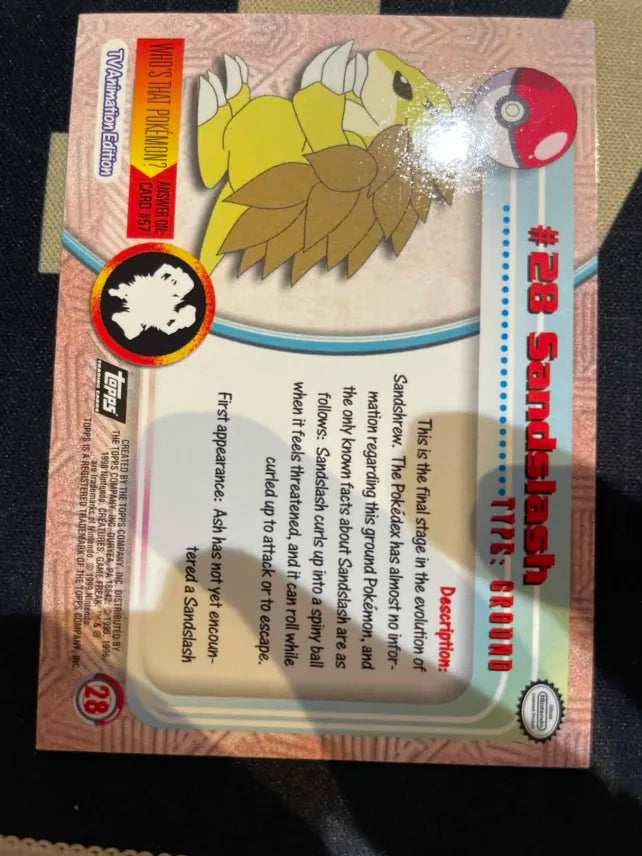 Topps Sandslash #28 Holo Pokemon NM