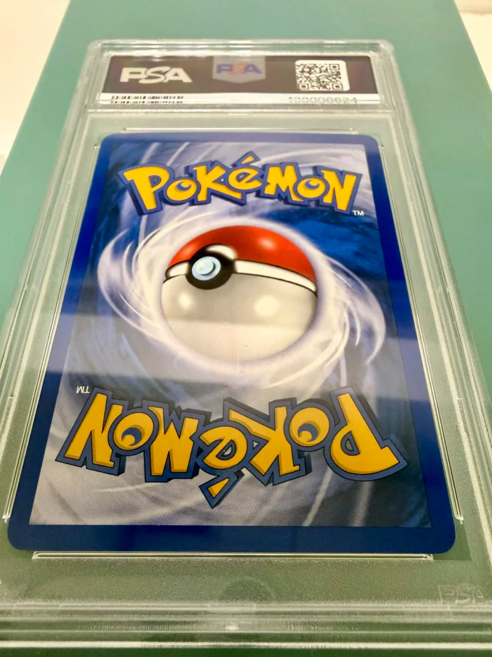 POKEMON 2000 NEO GENESIS 1ST EDITION #9 LUGIA HOLO 1ST EDITION PSA 8.5