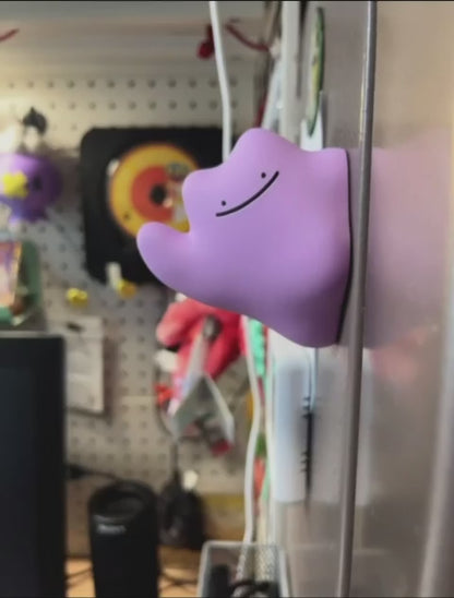 POKEMON SHINY Ditto Magnetic Figure with Accessories