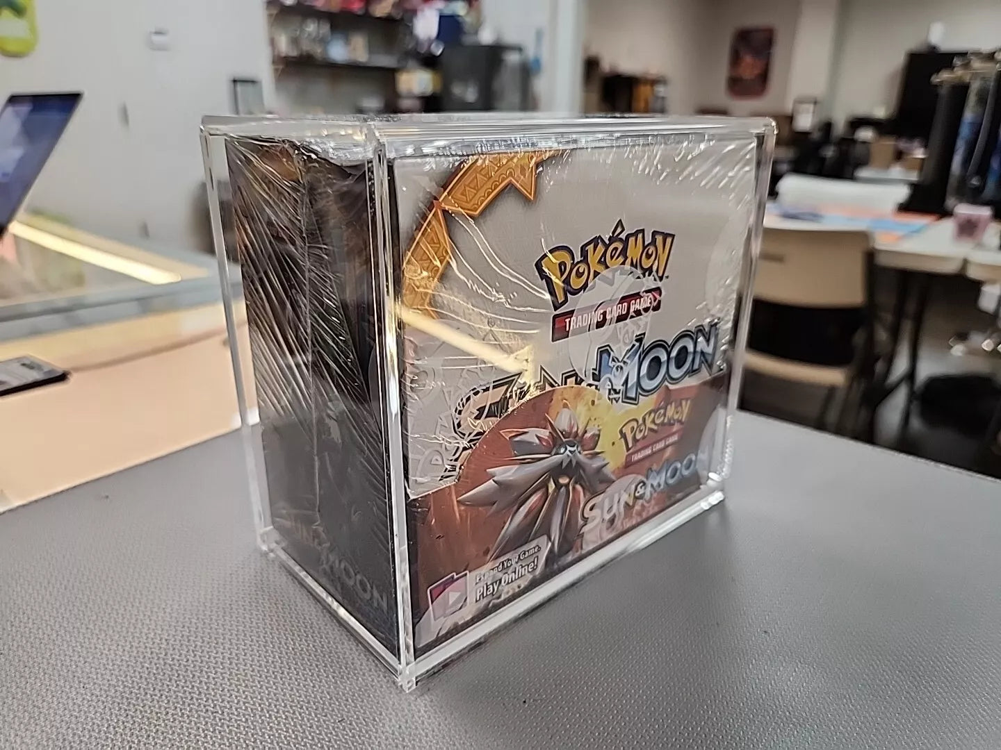 Pokemon Sun & Moon Base Set Booster Box (W)