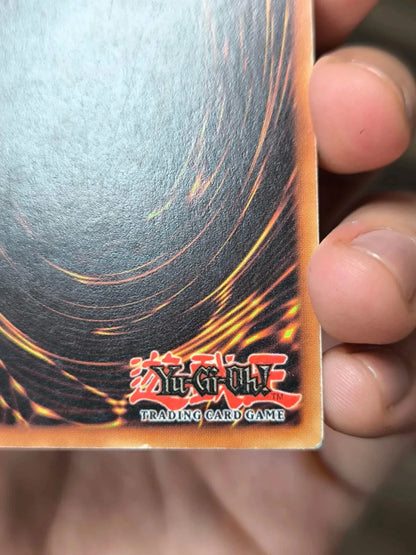 Yugioh Blue-Eyes White Dragon (SDK-001) - Starter Deck: Kaiba Unlimited MP WAVY