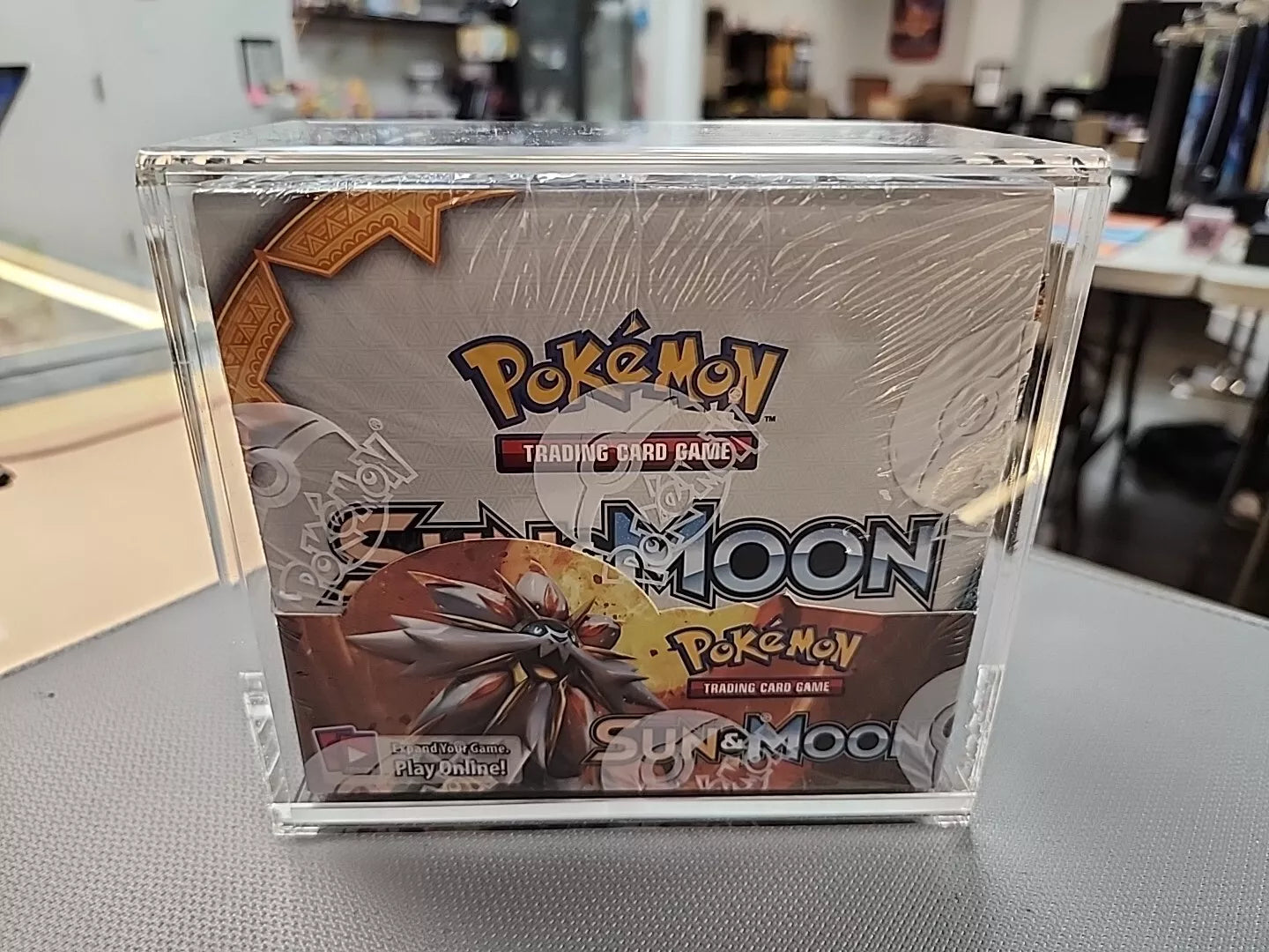 Pokemon Sun & Moon Base Set Booster Box (W)