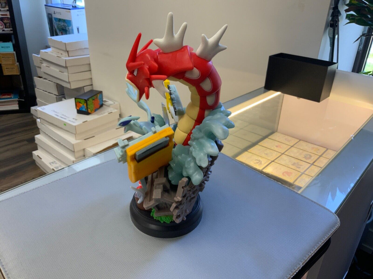 Pokemon Shiny Gyarados 9" - Unofficial Figure