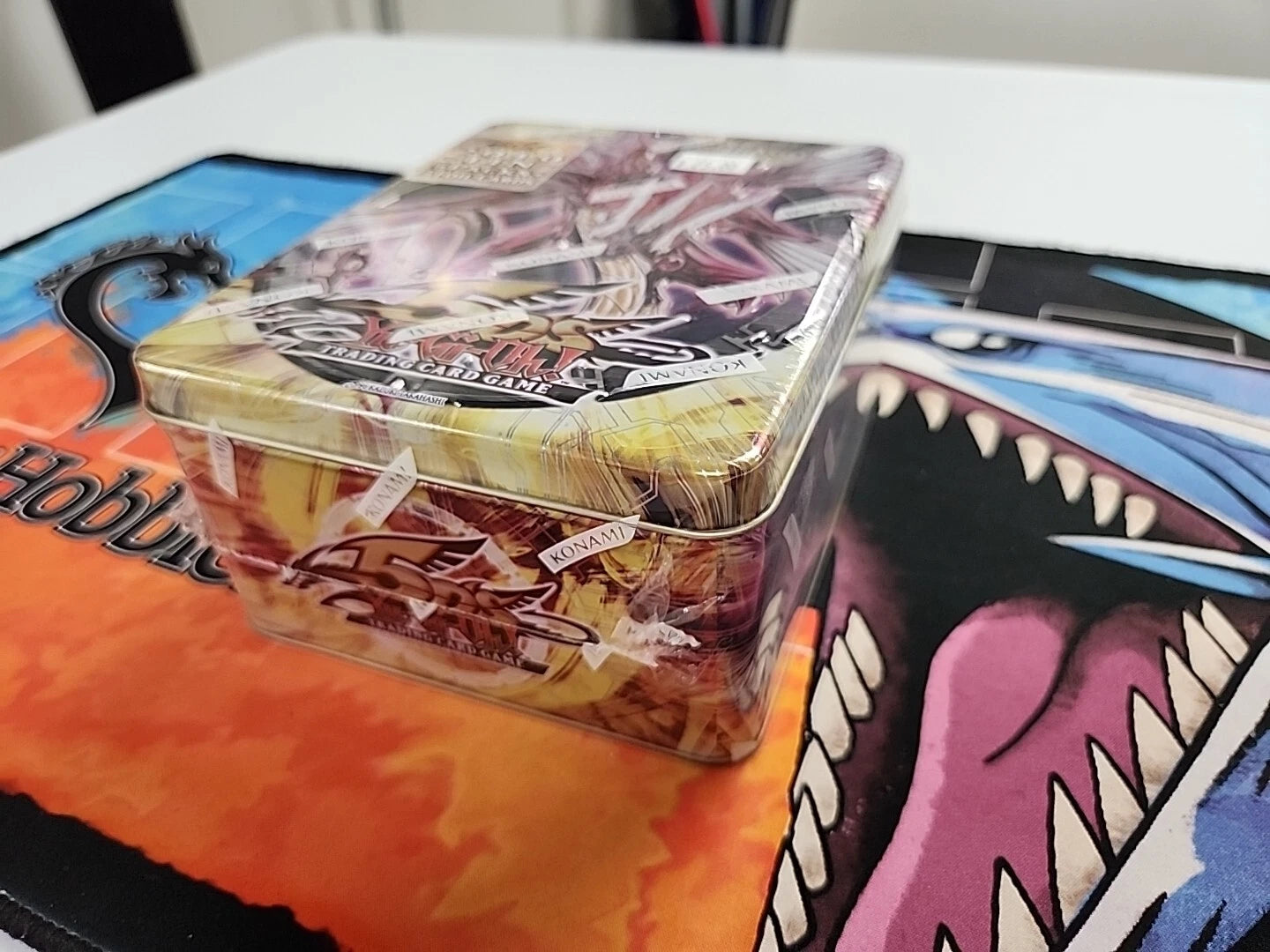 Yugioh Collectible Tin 2010 MAJESTIC RED DRAGON