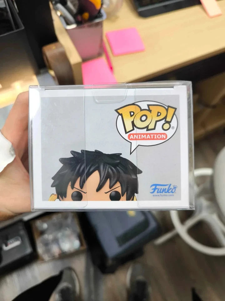 FUNKO POP - One Piece Red Hawk Luffy #1273 CHASE Special Edition w/Protector